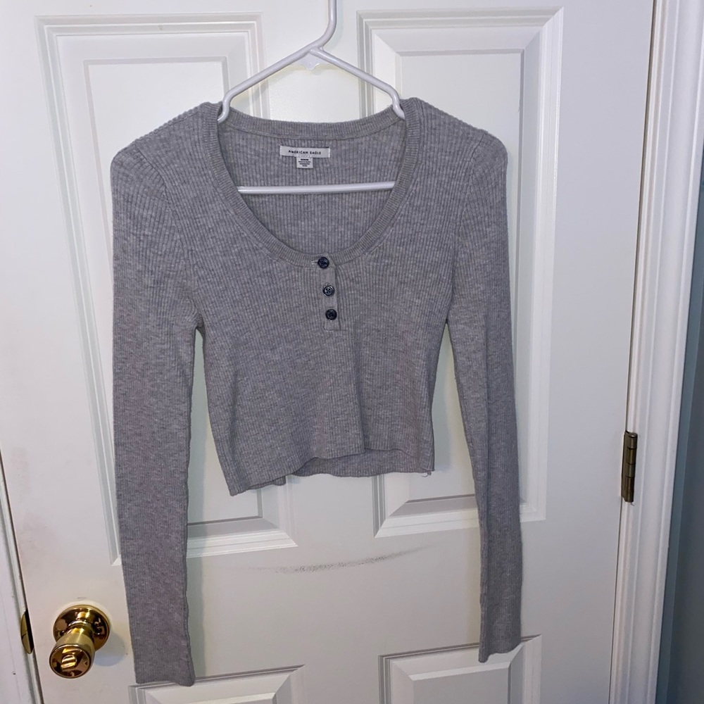 cropped long sleeve